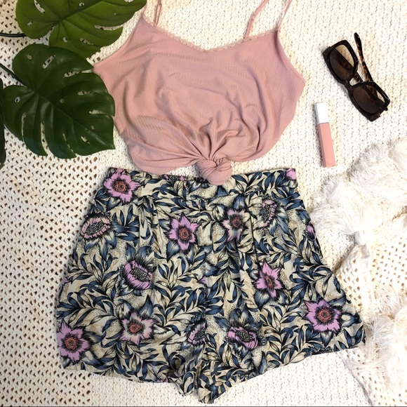 H&M Pants - H&M Floral Shorts Mid-Rise NWOT